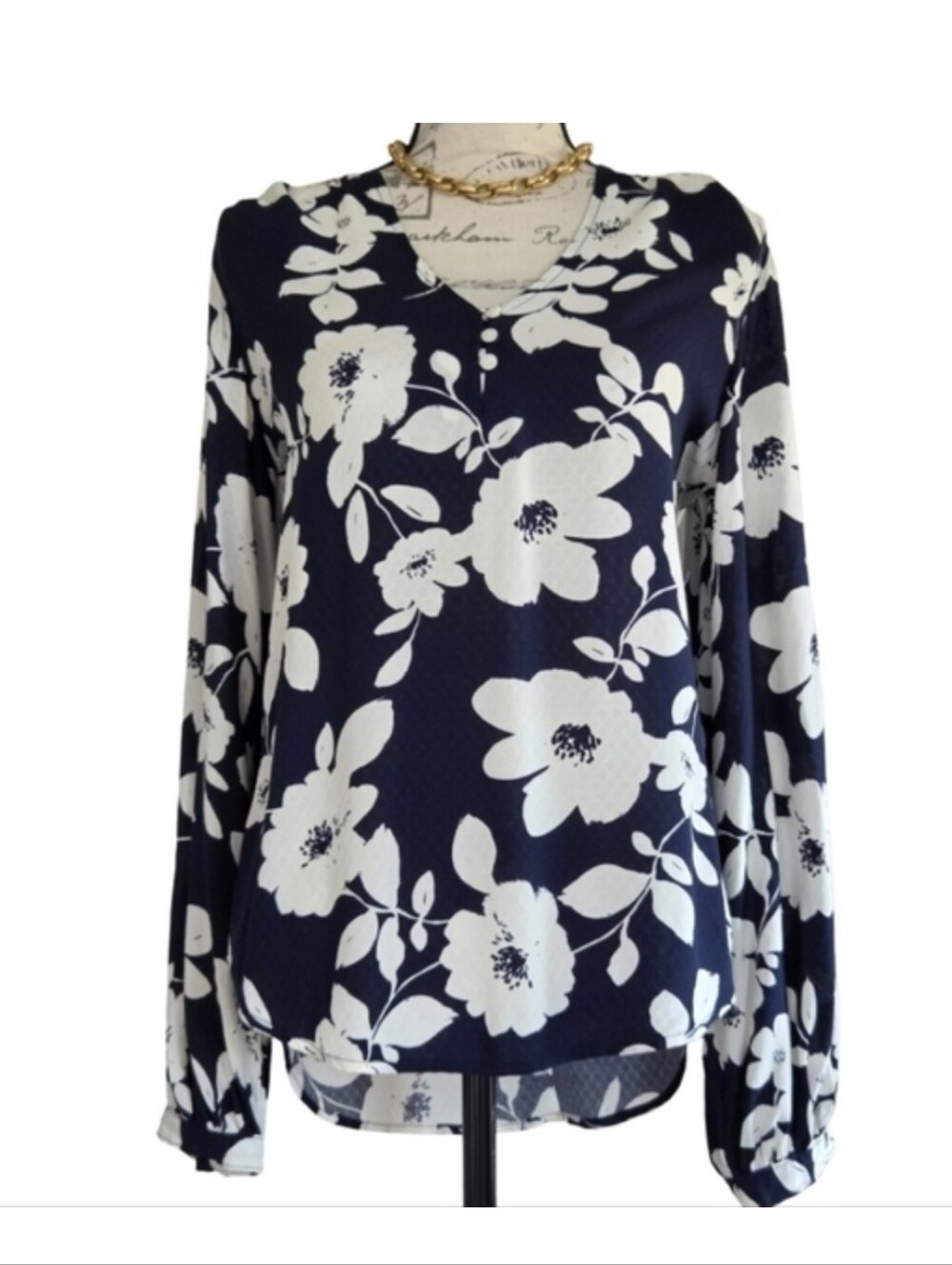 NWOT Liz Claiborne Navy Floral Blouse.
